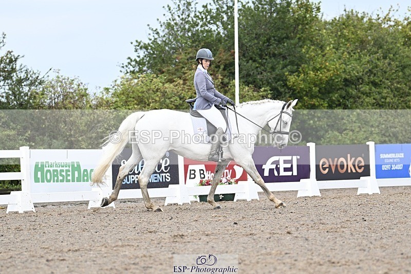 250907-105004-06361 - 070-Charlotte.DoreyDeards.Silver.Bounce