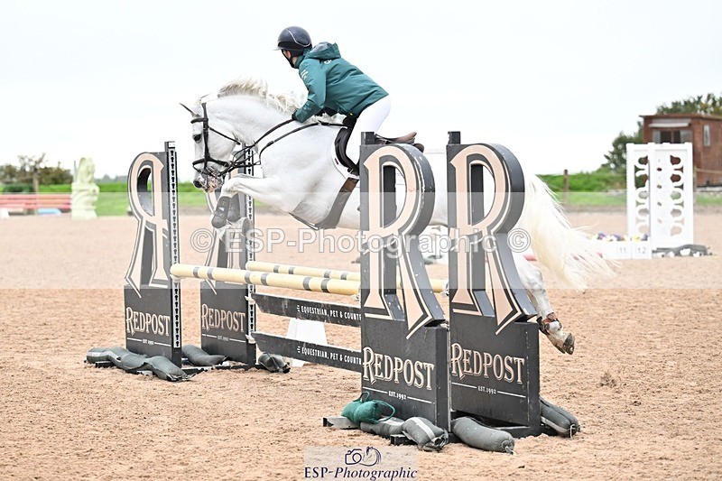 250920-161847-01866 - Cls 22 Pony Intro 90cm Derby