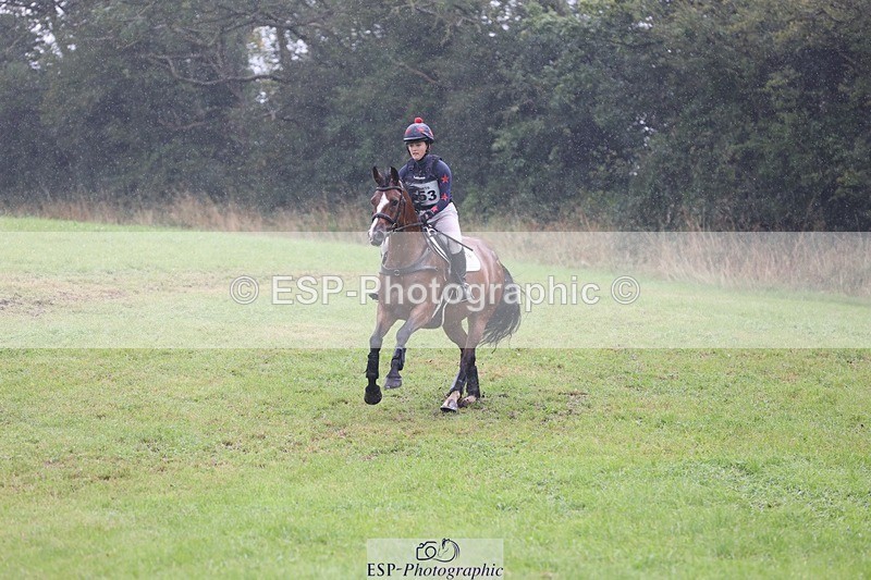 240901A-150440-10762 - 553-Molly.Pullin-OAKWELLYNS.DECANTER.OF.SKYE