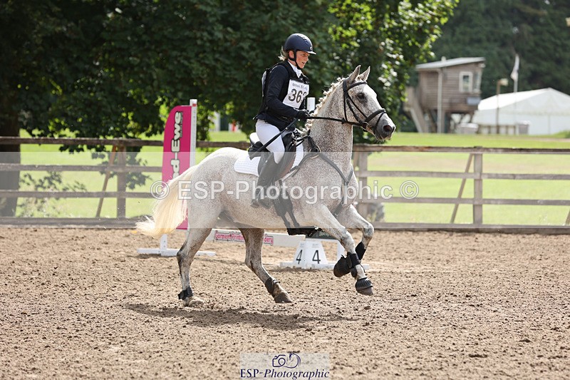 240804-104659-11279 - 363-Sarah_Kula-Przezwanski-RIVERSDALE_BEAUS_LAD