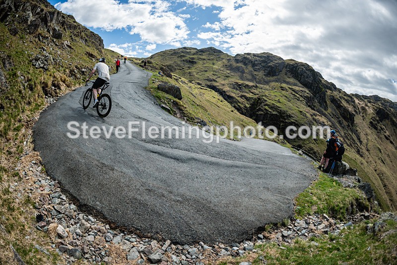 110845 - Hardknott Hairpin 11.00 - 12.00