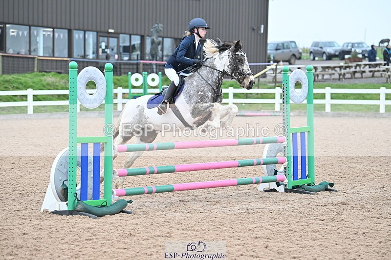 240128A-111637-00481 - Cls 3 Pony Discovery and 90cm Open
