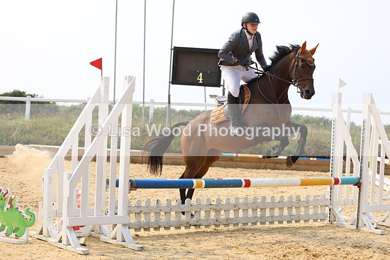 3E7A2954 - Class 11: Junior 70cm