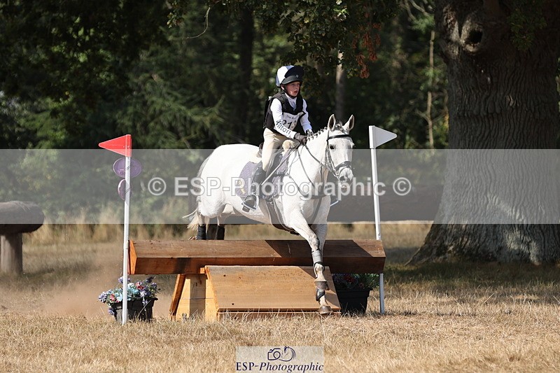 250824A-152233-39231 - 2130-Holly.Haworth-Twilight.Dancer
