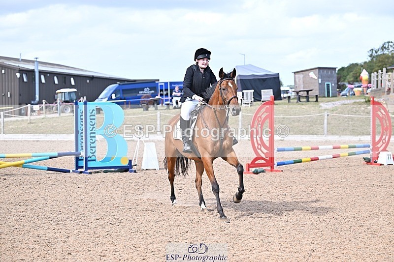 250826-150945-00051 - Clear Round and 60cm