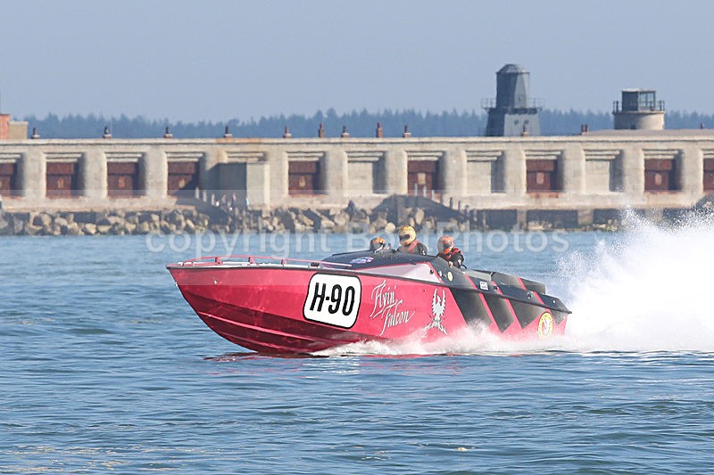 150906 H-90 FLYIN FALCON WT7A9941 - Racing Powerboats
