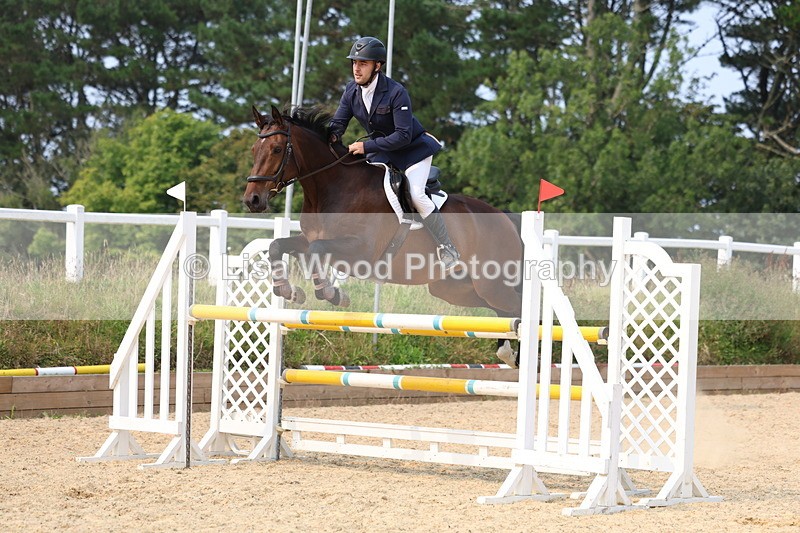 3E7A2687 - Class 9: Senior 1.15m Open