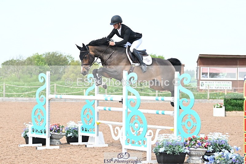 240512A-104659-17369 - Cls 48 National 1.30m Open