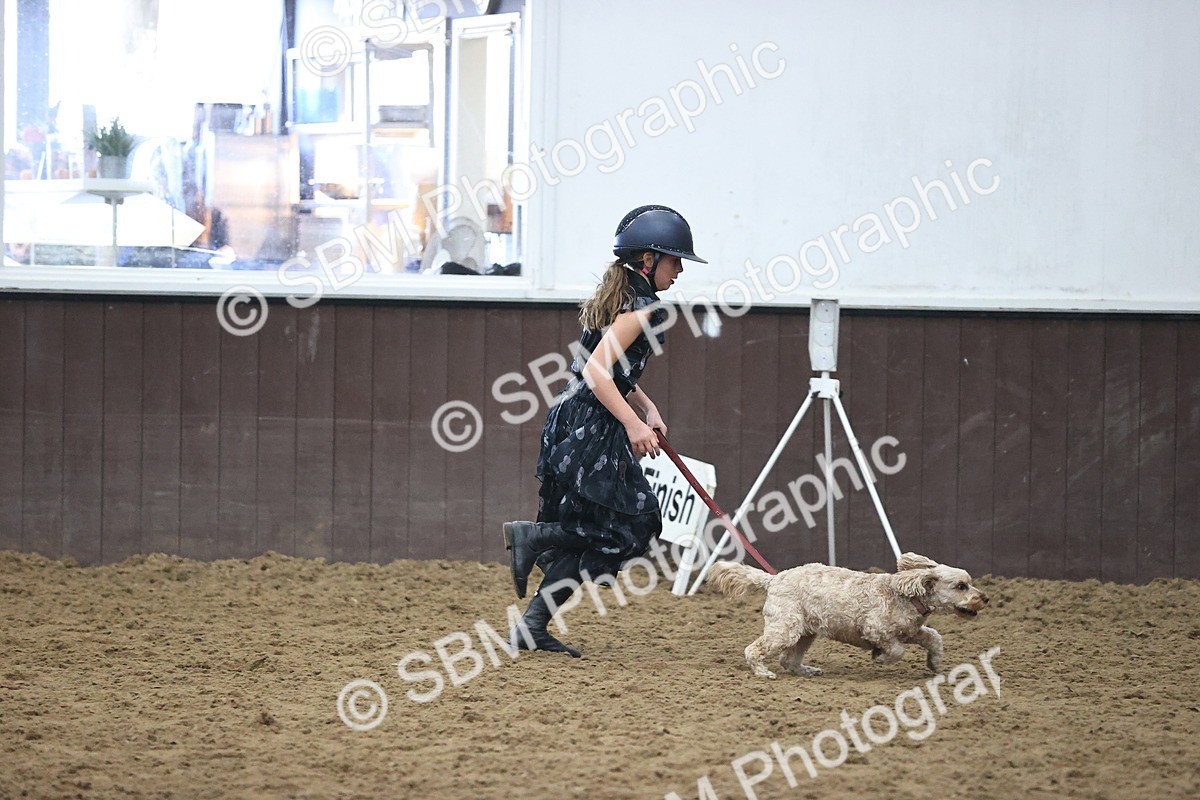 SBM_001638 - Class 3 - Horse & Hound 60cm