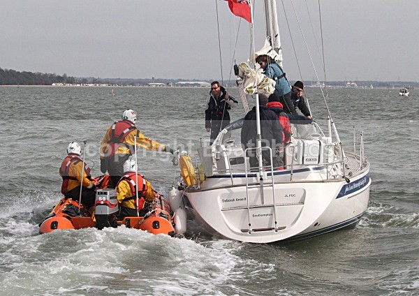 100411 JLP SAILING CLUB - RNLI IMG_0576 - APRIL 11th 2010 - JLP SAILING CLUB & RNLI