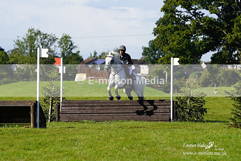  WWHT 031021 511 - WWEC Novice Restricted (0.80m) 18/10/20