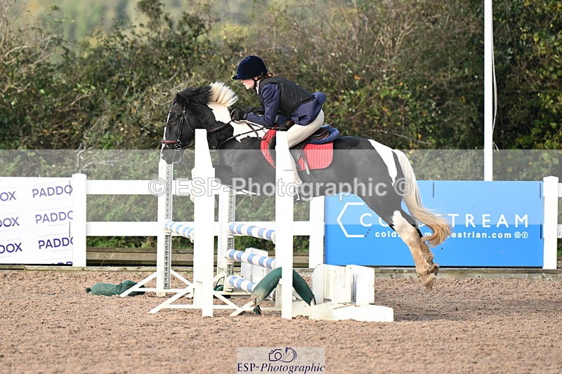 241026A-111048-00319 - SAT Cls 5 Pony British Novice and 80cm