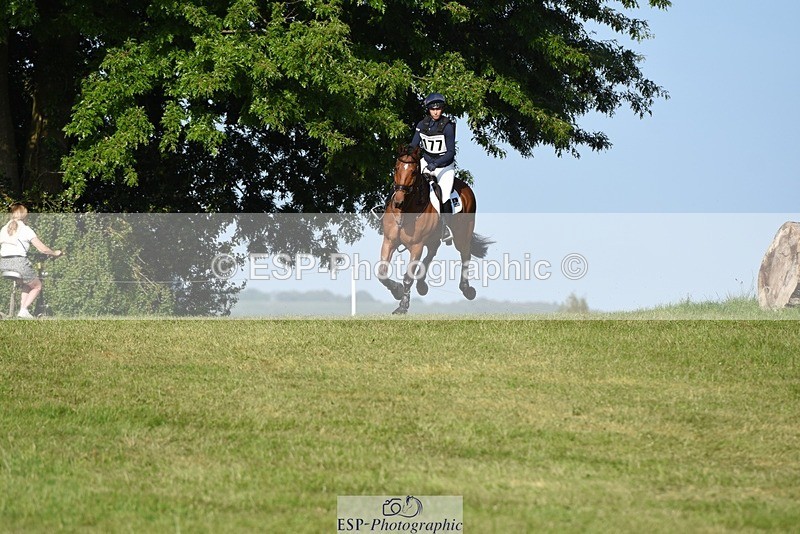 230527-181752-14359 - 177-ARGENTINO_BK-Dani_Evans-XC