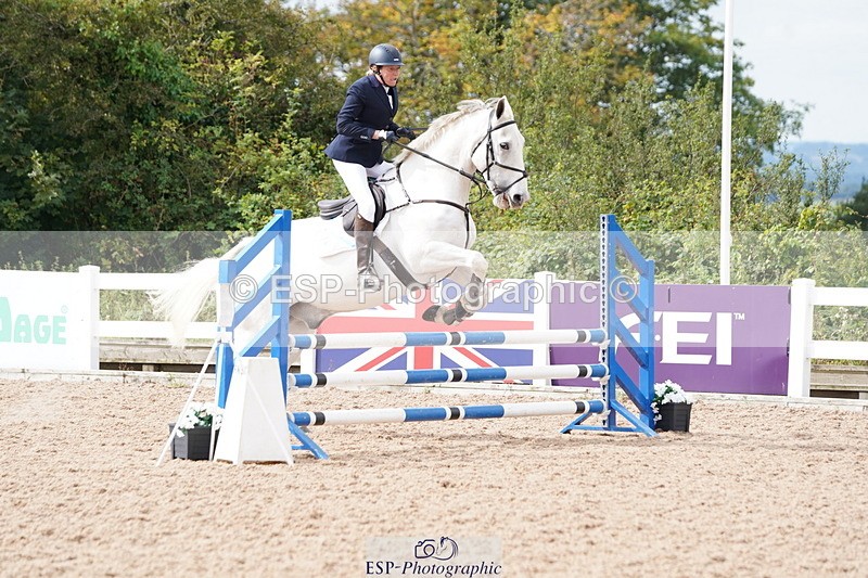 240915A-113744-09491 - Cls 33 85cm Amateur Qualifier