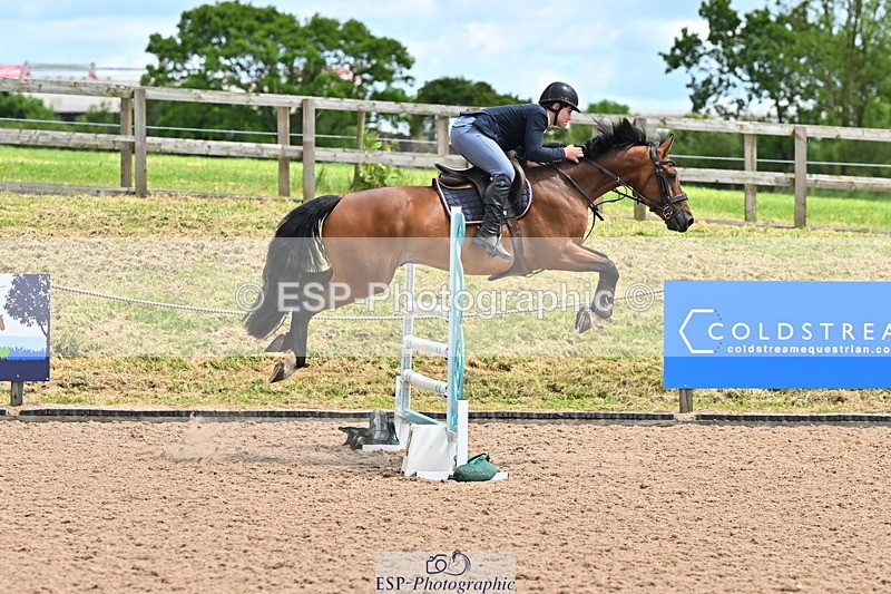 240608A-134251-02643 - Cls 4 Snr Newcomers and 1.10m Open