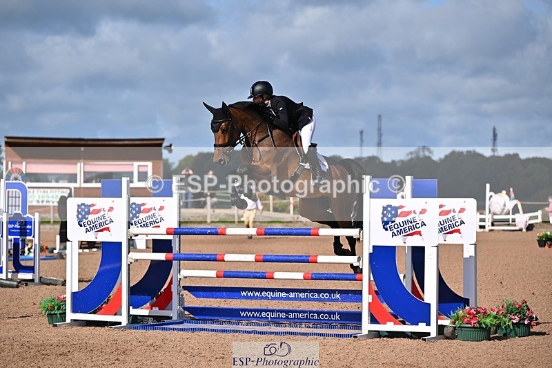 250912-103224-03927 - Cls 15 Snr Foxhunter