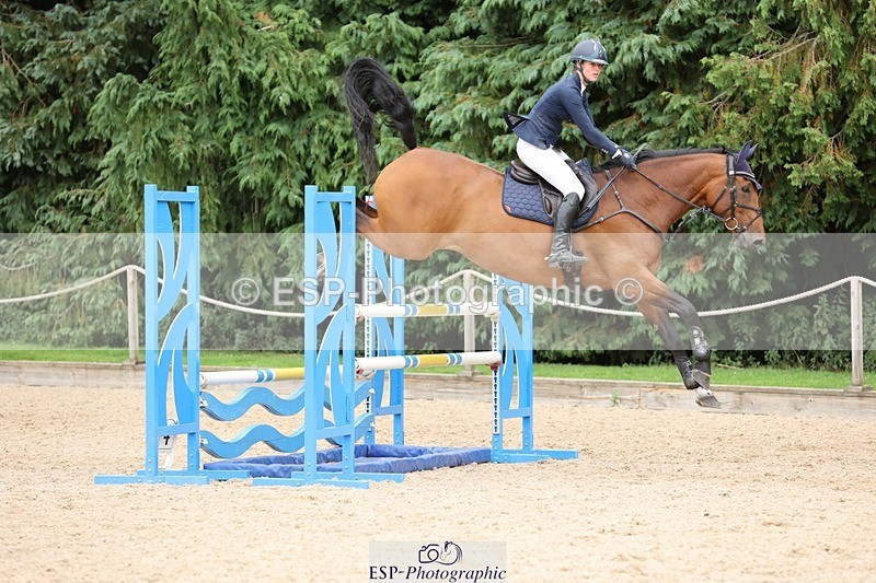 240817-154918-02791 - 06A Snr Fox 1.20m open