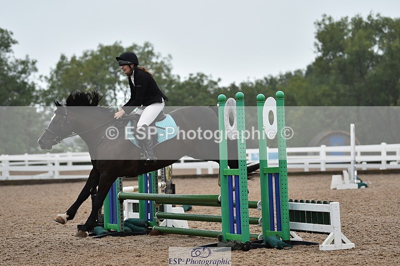 220829A-152436-00036 - Clear Round & 60cm  1a - 1b