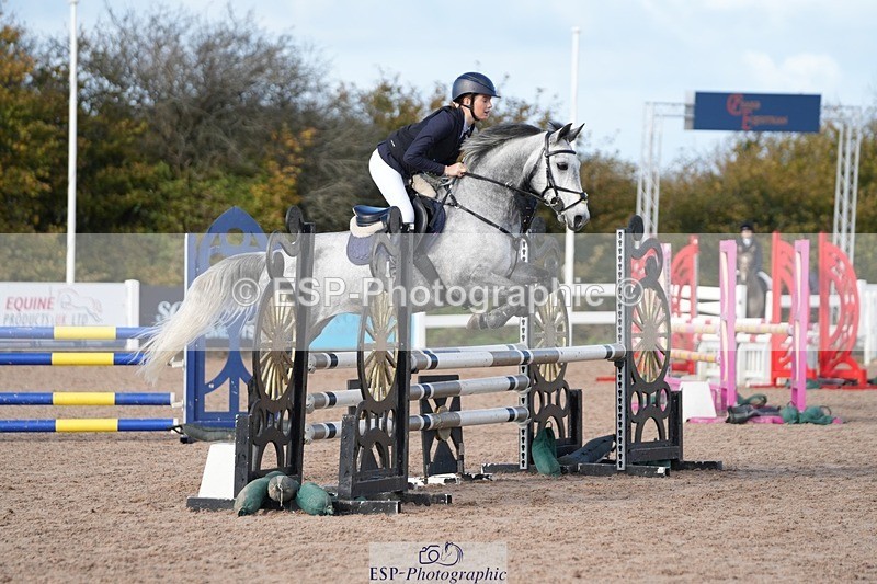 251025-125207-00410 - Cls 9 Pony Winter Discovery and 90cm