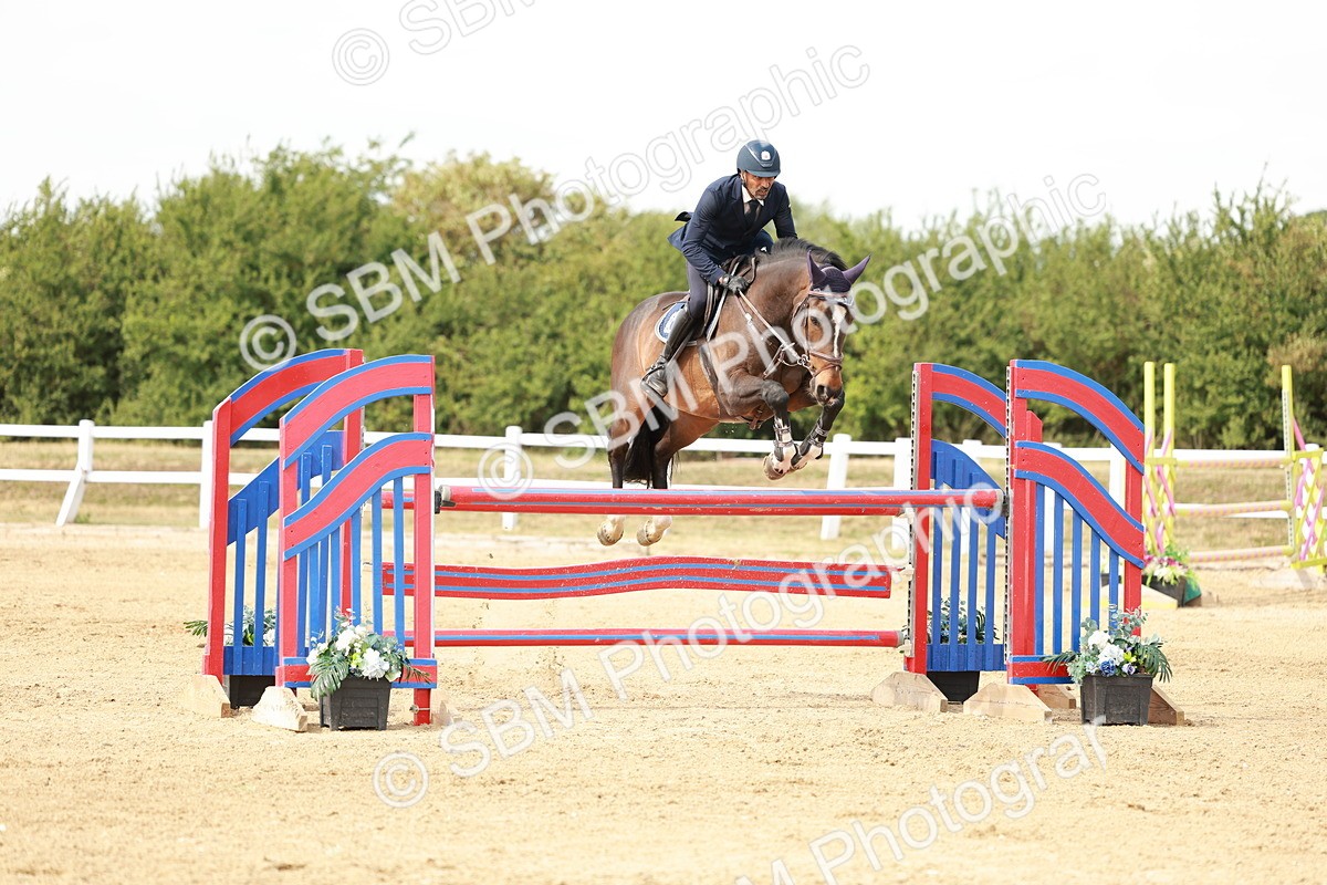 SBM_008187 - Class 4 - Senior Foxhunter - 1.20m Open