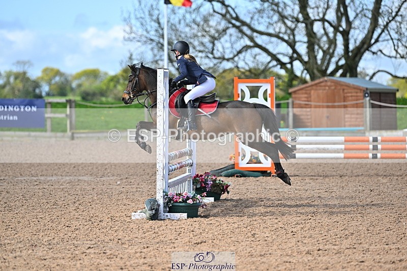 240504A-094350-00954 - Cls 1 Pony Intro 70cm