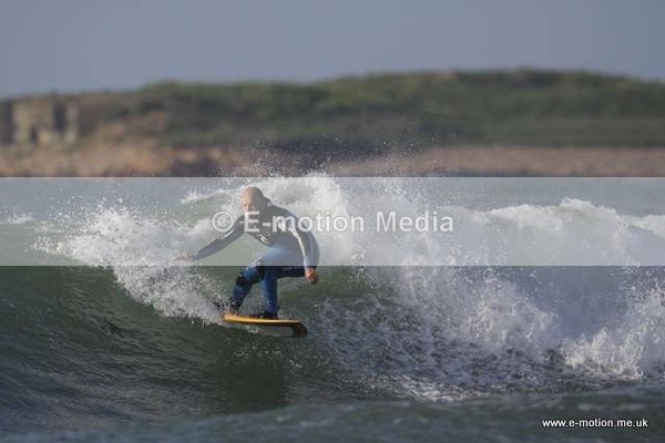 SU 080509 17 - Surf May 09