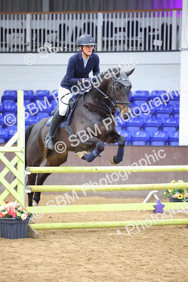 SBM_009497 - Class 20 - Senior British Novice/ 90cm Open - First Round (0.90m)
