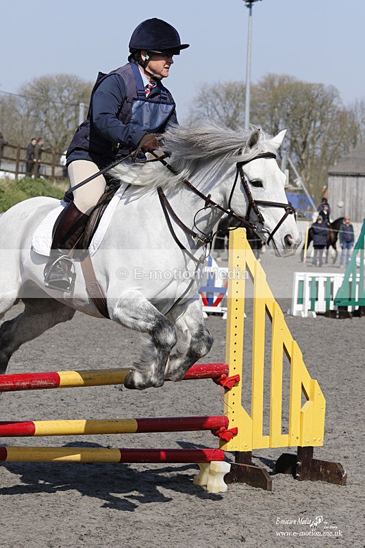 _EST0874 - Bourne Valley Riding Club Winter Showjumping 27/03/22