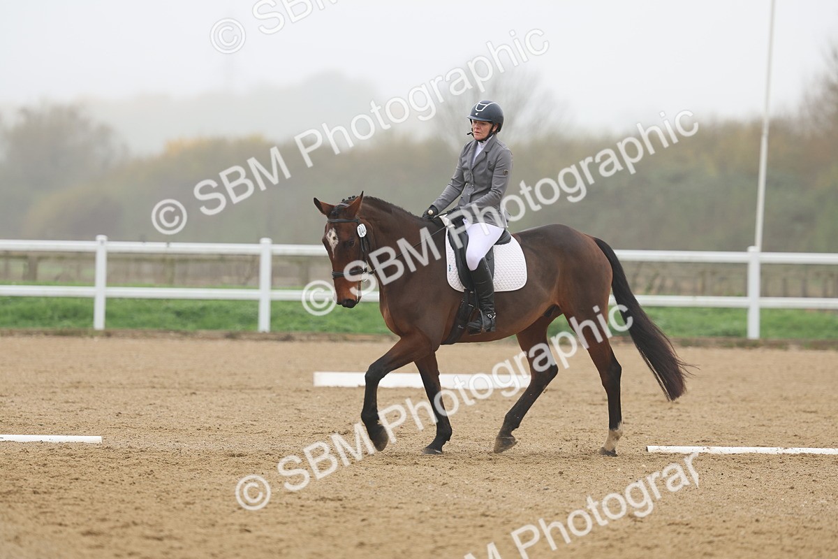 SBM_002003 - Class 5 - Novice 27