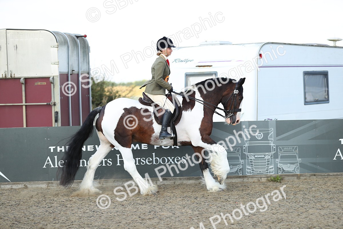 SBM_07032 - Class 49b Style & Performance 80cm (20+)