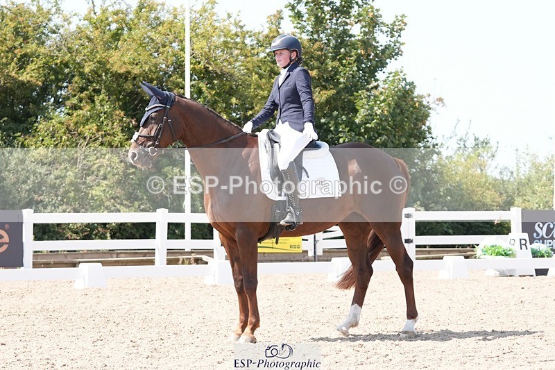 250817-143215-10688 - 180-Chloe.BushWellfields.Diaman.Vallante