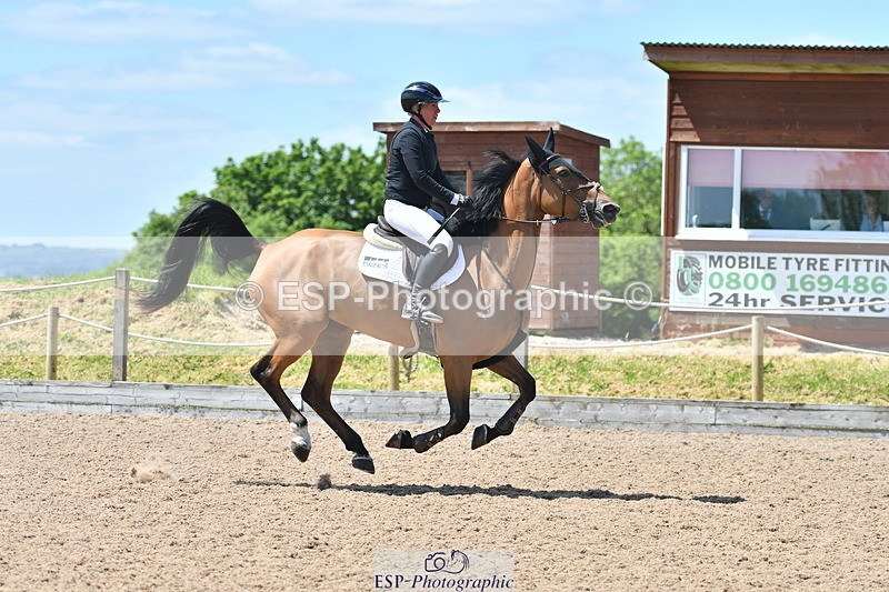 240609A-123349-05226 - Cls 18 Snr Newcomers and 1.10m Open