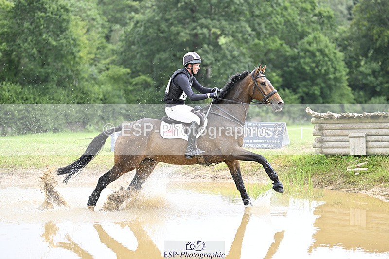 240804-122633-12599 - 320-Tom_Rowland-VICTOREMZ_MISSION