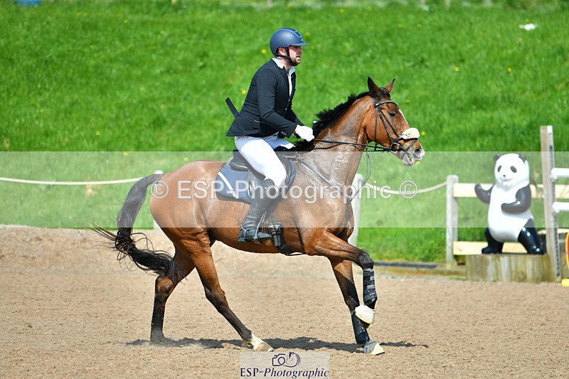 230513A-151643-01653 - Cls 40 Club 90cm