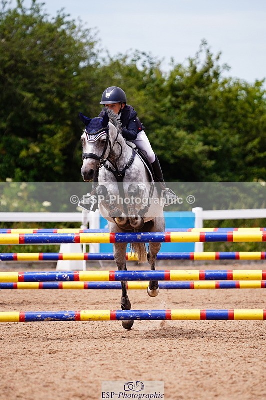 240629A-130626-05565 - Cls 18 Newcomers and 1m Open