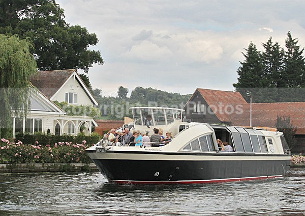 110702 HIBERNIA IMG_8015 - HENLEY ROYAL REGATTA JULY 2011