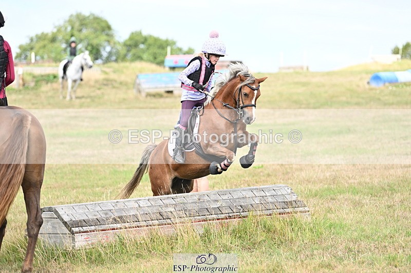 250821B-112450-00300 - Group C - Laraine