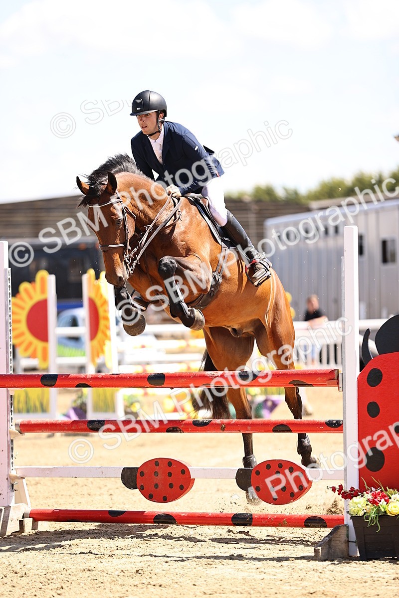 SBM_014793 - Class 15 - Senior Newcomers - 1.10m Open