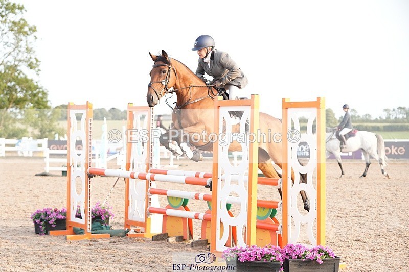 250805-192208-00817 - 1m and 1.10m