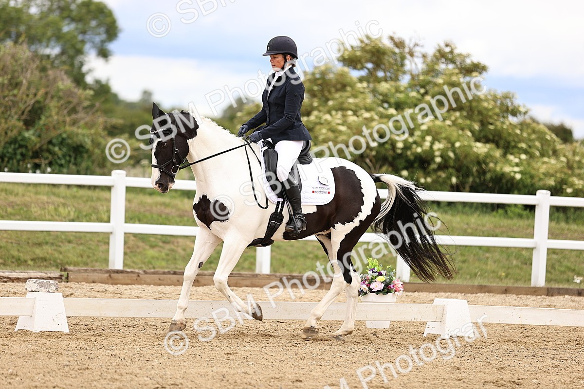 SBM_002764 - Class 2 - Novice 4 - 12.00-13.10
