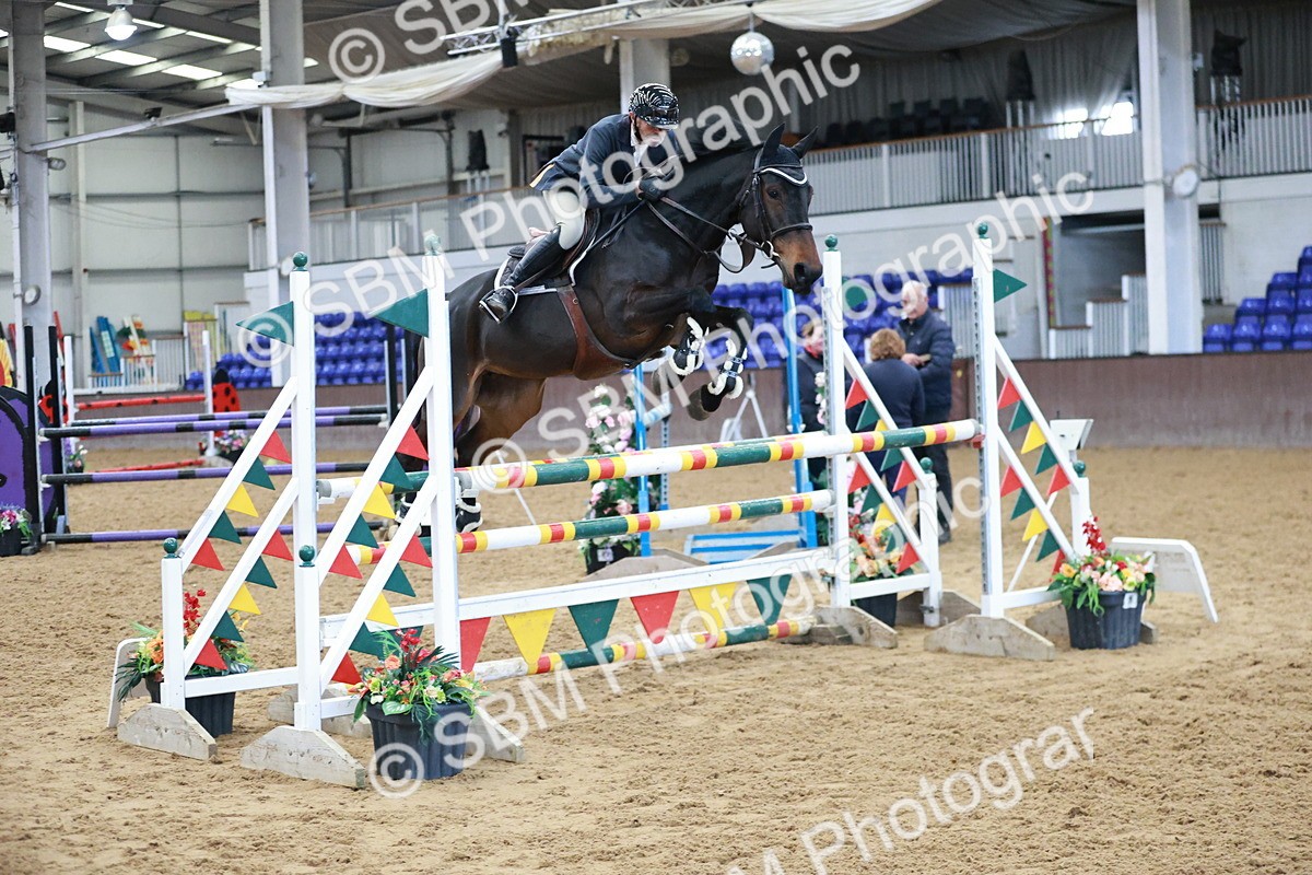 SBM_004166 - Class 11 - Senior Newcomers - 1.10m