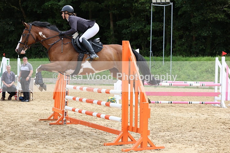 3E7A6243 - Class 4: Senior British Novice/90cm open