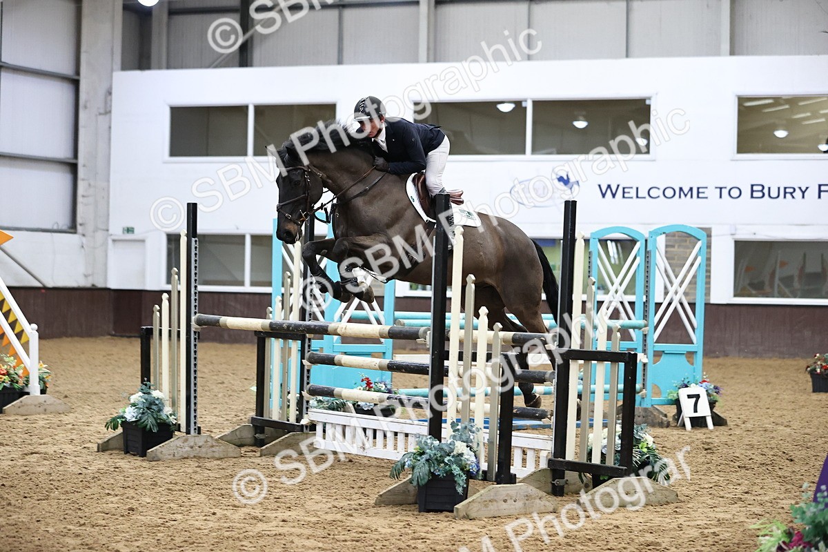 SBM_001812 - Class 4 - Senior Newcomers - 1.10m Open