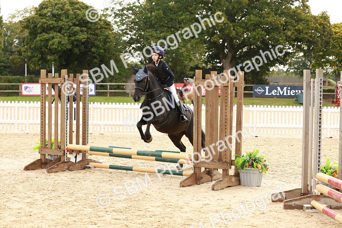 SBM_57705 - J11 - Junior Pony 50cm Championship