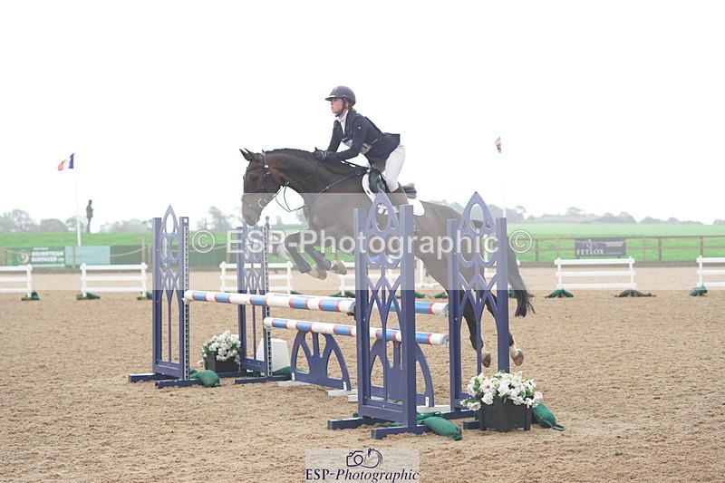 230924A-114104-04624 - 100 SJ 11.00 to 12.00