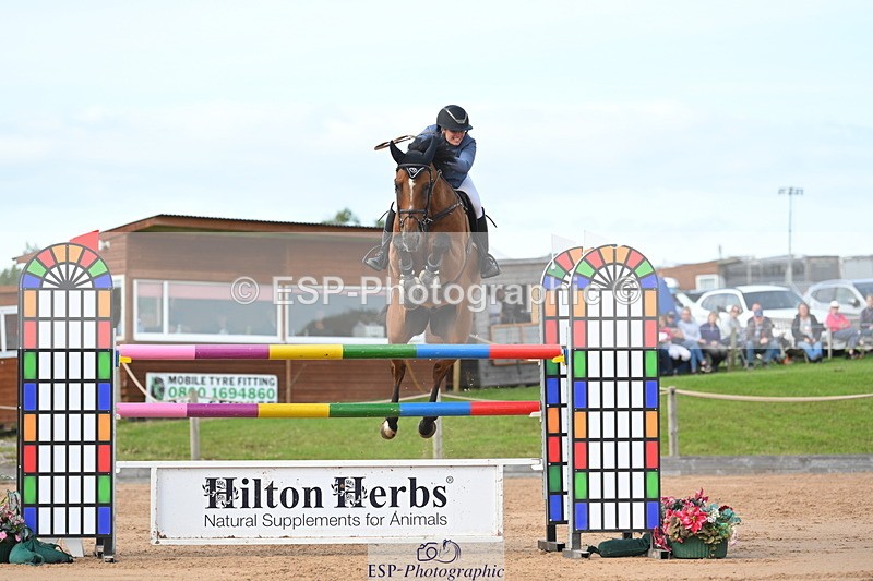 230721A-171653-08067 - Cls 10, 2 Star Big 1.45m Break to End