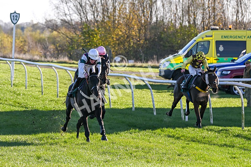 211125-Race 1-I See The Sea-6691 - Race 1