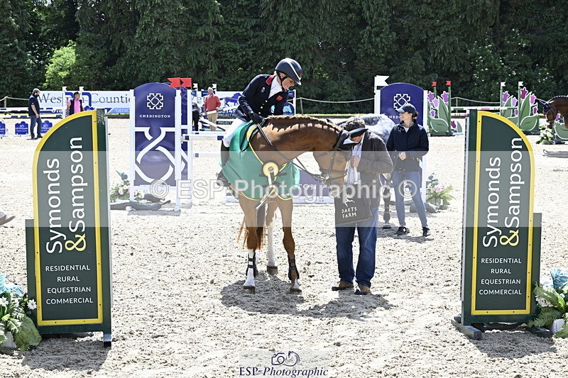 250525A-131758-17626 - Presentations Section B CCI 3 Star Long