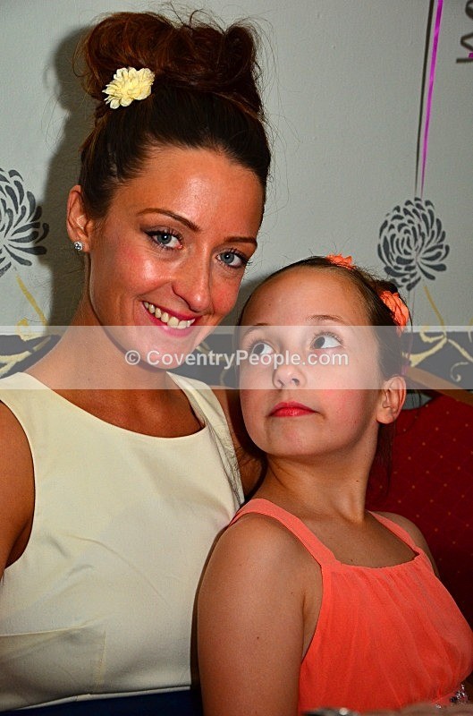 POP_2865 - Poppy Louise