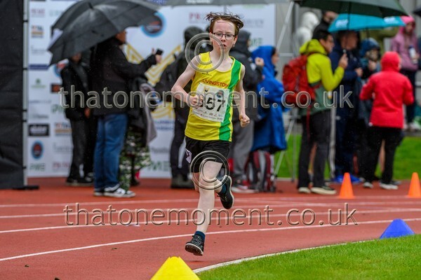 Monument25-920377 - Set One